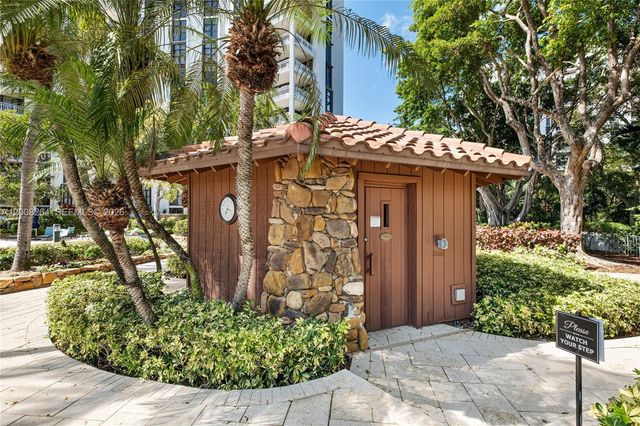 2000 Towerside Ter 1506, Miami, FL 33138