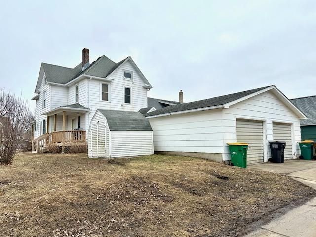 221 N 3rd Avenue, Albert Lea, MN 56007