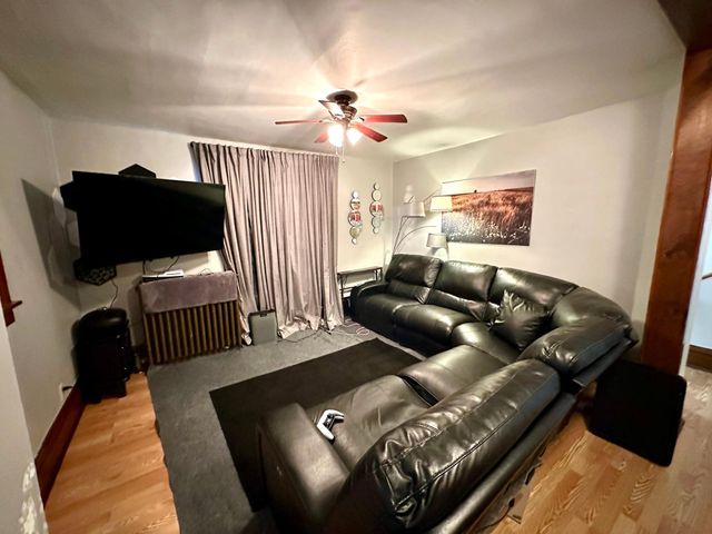 221 N 3rd Avenue, Albert Lea, MN 56007