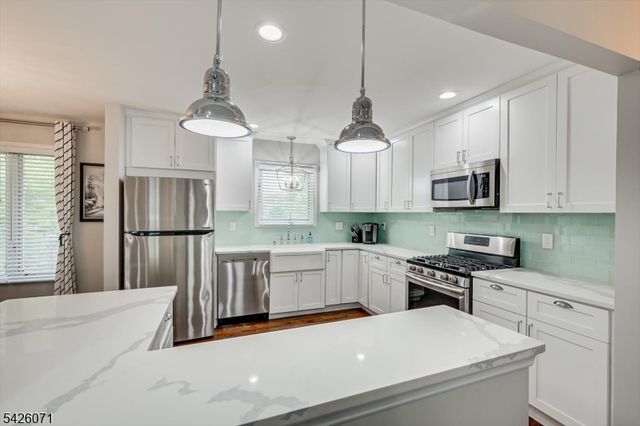 869 Odonnell Ave, Scotch Plains Twp., NJ 07076