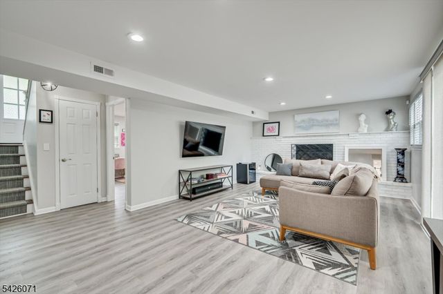 869 Odonnell Ave, Scotch Plains Twp., NJ 07076