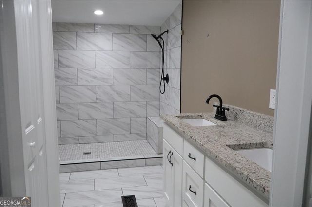 5973 Lights Ferry Road, Flowery Branch, GA 30542