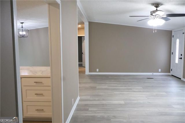 5973 Lights Ferry Road, Flowery Branch, GA 30542