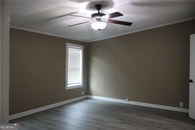5973 Lights Ferry Road, Flowery Branch, GA 30542