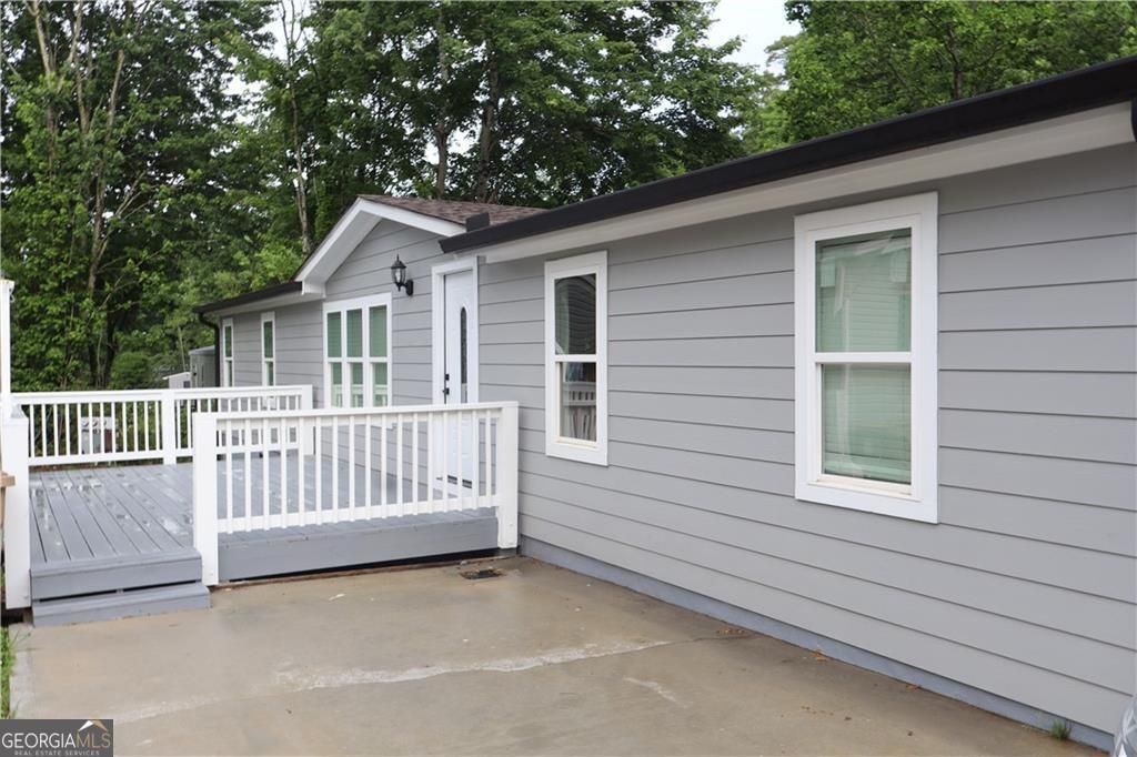 5973 Lights Ferry Road, Flowery Branch, GA 30542