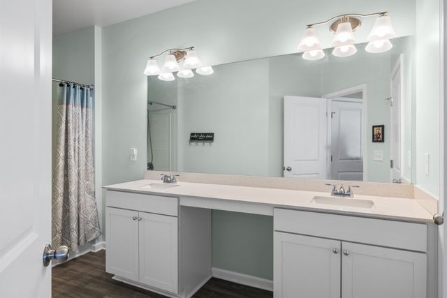 2806 Dixie Rd, Columbia, TN 38401