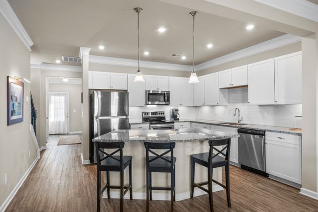 2806 Dixie Rd, Columbia, TN 38401