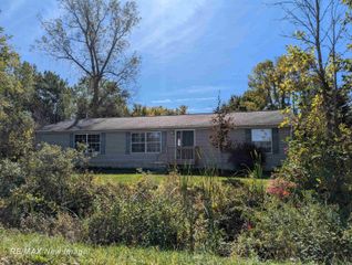 6234 Pine Avenue, Vassar, MI 48768