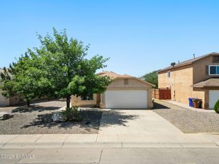 6204 Cloud Dance Drive, Las Cruces, NM 88012