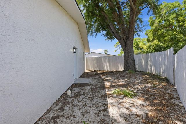 1601 STEVENSONS DRIVE, Clearwater, FL 33755