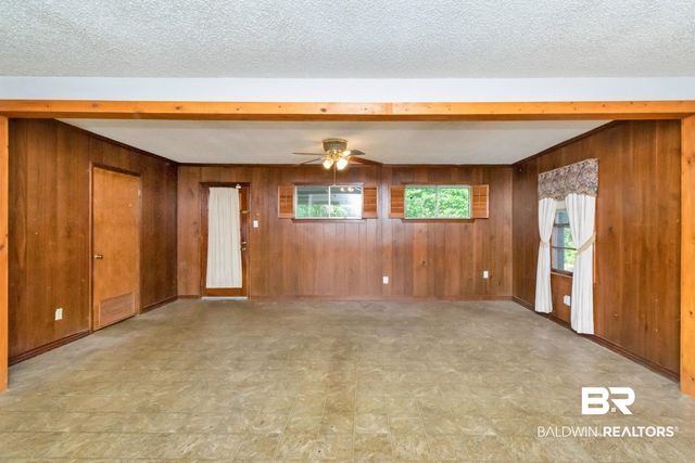 5858 S Montfort Road, Mobile, AL 36608