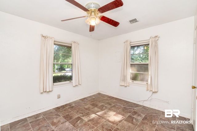 5858 S Montfort Road, Mobile, AL 36608