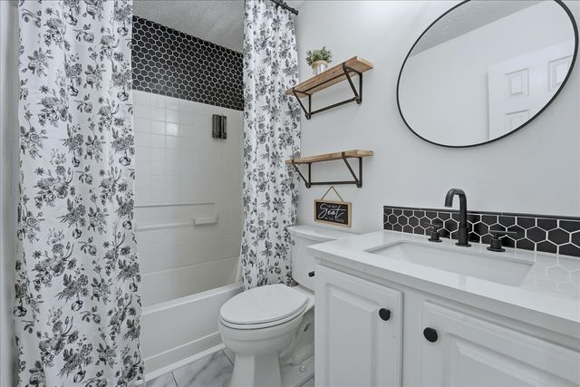 8726 Ambonnay Dr, Brentwood, TN 37027