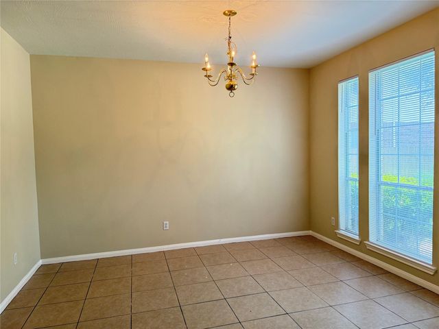 3911 Highland Vale Court, Fresno, TX 77545