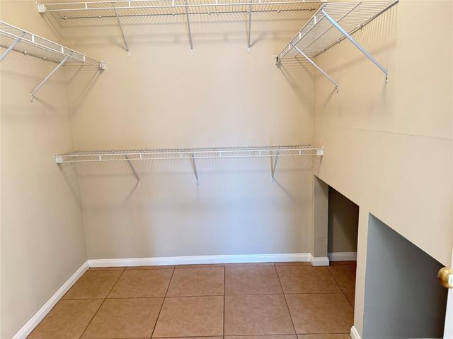 3911 Highland Vale Court, Fresno, TX 77545