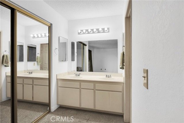 16173 Newmont, Lancaster, CA 93535