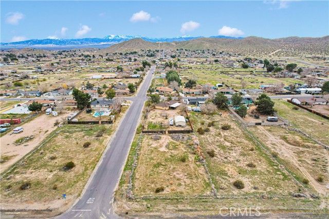 16173 Newmont, Lancaster, CA 93535