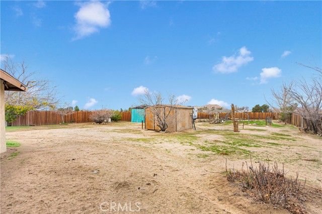 16173 Newmont, Lancaster, CA 93535