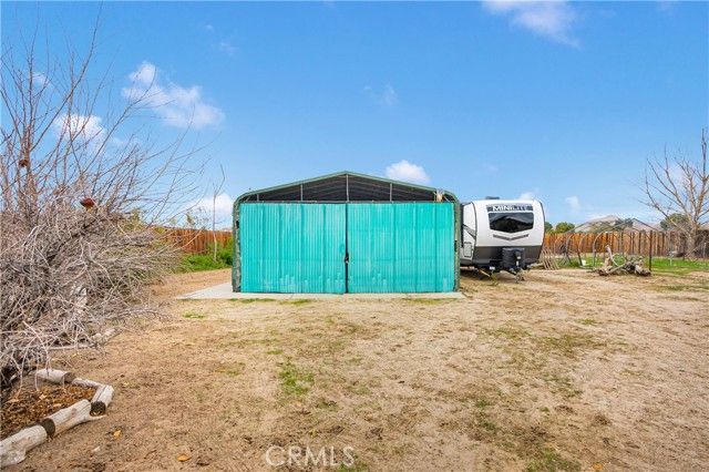 16173 Newmont, Lancaster, CA 93535