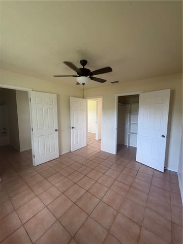 402 Santa Maria Ave, San Diego, TX 78384