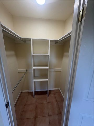 402 Santa Maria Ave, San Diego, TX 78384