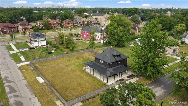 4419 Field Street, Detroit, MI 48214