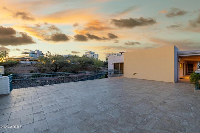 2131 E BETHANY HOME Road, Phoenix, AZ 85016