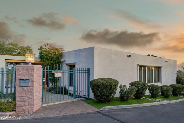 2131 E BETHANY HOME Road, Phoenix, AZ 85016