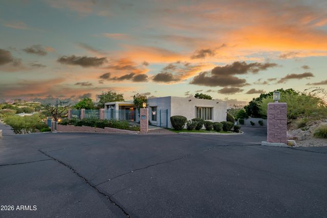 2131 E BETHANY HOME Road, Phoenix, AZ 85016