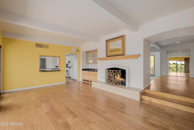 2131 E BETHANY HOME Road, Phoenix, AZ 85016