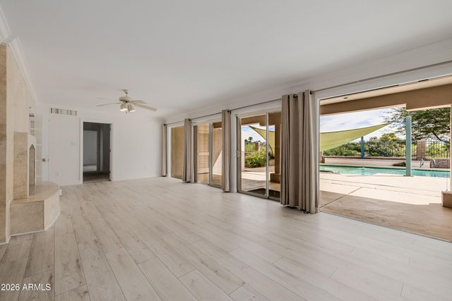 2131 E BETHANY HOME Road, Phoenix, AZ 85016