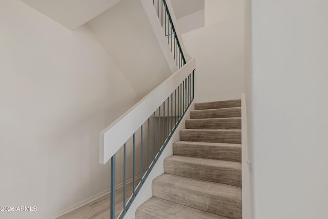 2131 E BETHANY HOME Road, Phoenix, AZ 85016