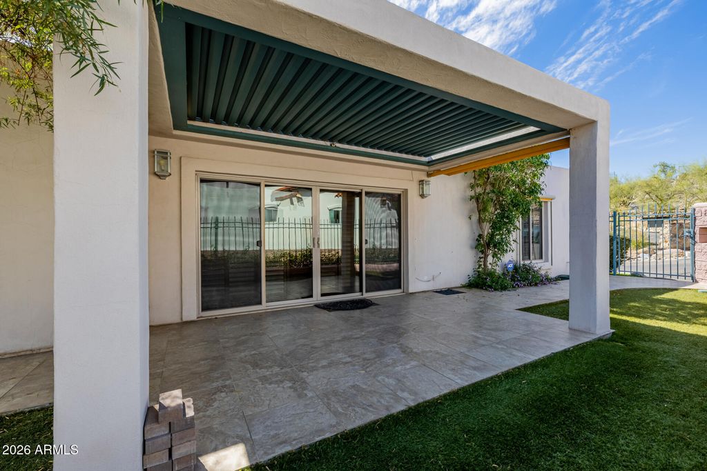 Image 141 of property listing at 2131 E BETHANY HOME Road, Phoenix, AZ 85016