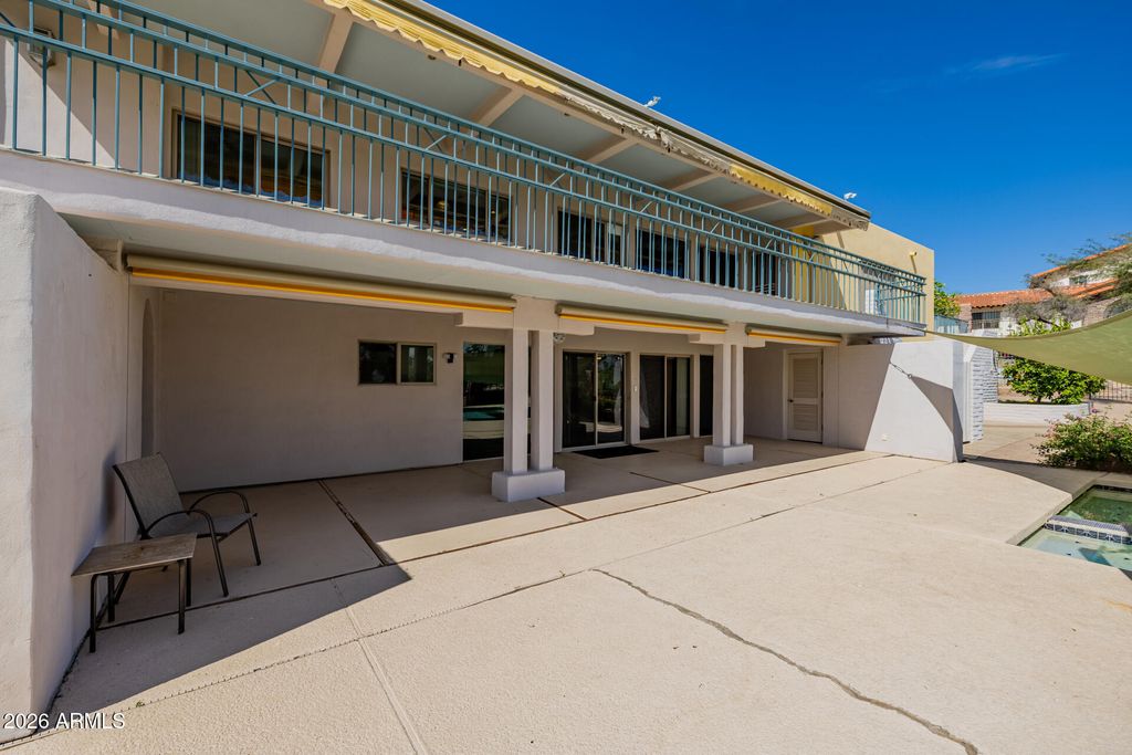 Image 151 of property listing at 2131 E BETHANY HOME Road, Phoenix, AZ 85016