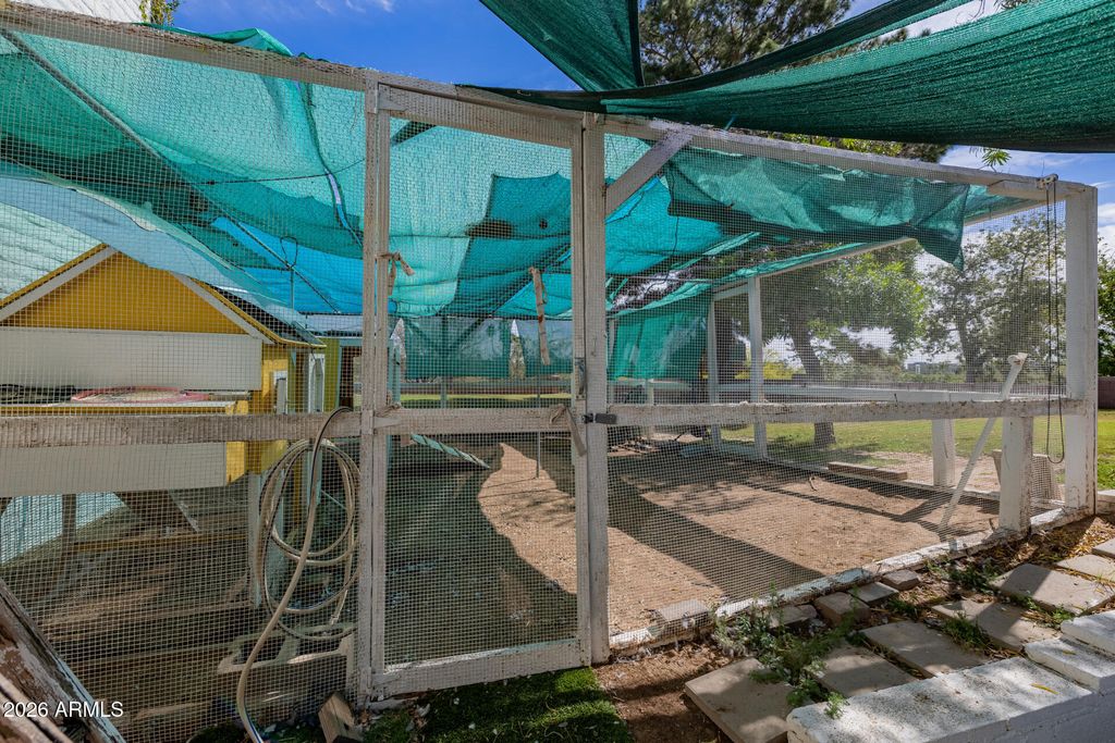 Image 155 of property listing at 2131 E BETHANY HOME Road, Phoenix, AZ 85016