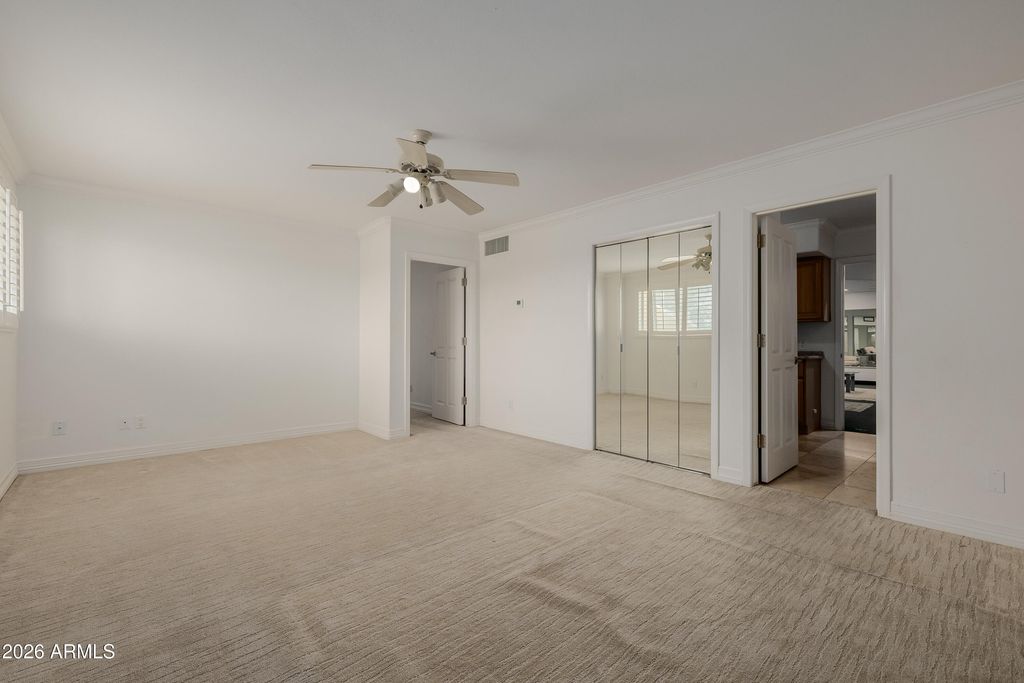 Image 60 of property listing at 2131 E BETHANY HOME Road, Phoenix, AZ 85016