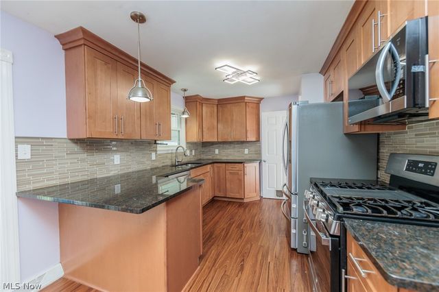 23537 David Drive, North Olmsted, OH 44070