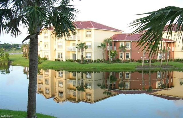 15655 Ocean Walk CIR # 205, Fort Myers, FL 33908