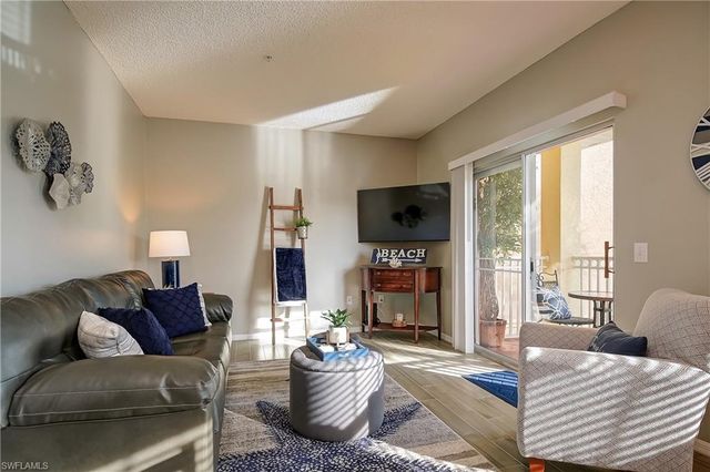 15655 Ocean Walk CIR # 205, Fort Myers, FL 33908