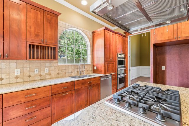 4145 Roberts Road, Grapevine, TX 76051
