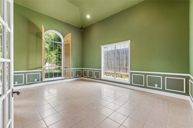 4145 Roberts Road, Grapevine, TX 76051