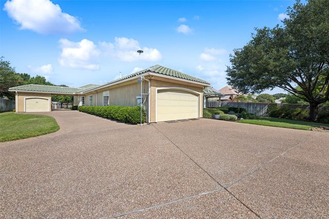 4145 Roberts Road, Grapevine, TX 76051
