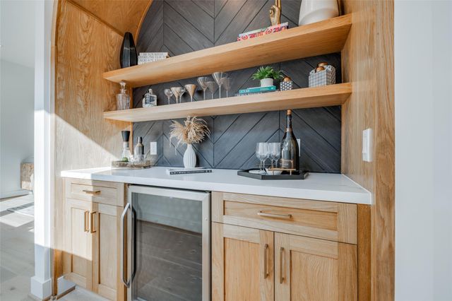 920 E 25th Street, Houston, TX 77009