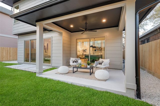 920 E 25th Street, Houston, TX 77009