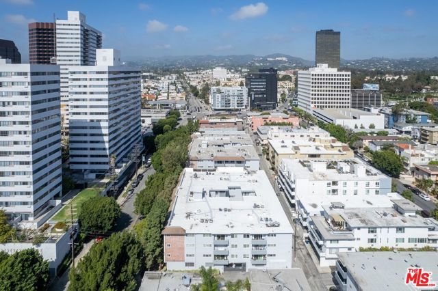 1262 S Barrington Avenue 204, Los Angeles, CA 90025