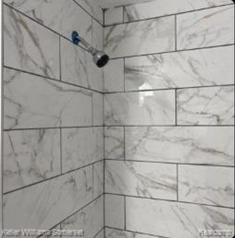 21415 Woodside Avenue, Ferndale, MI 48220