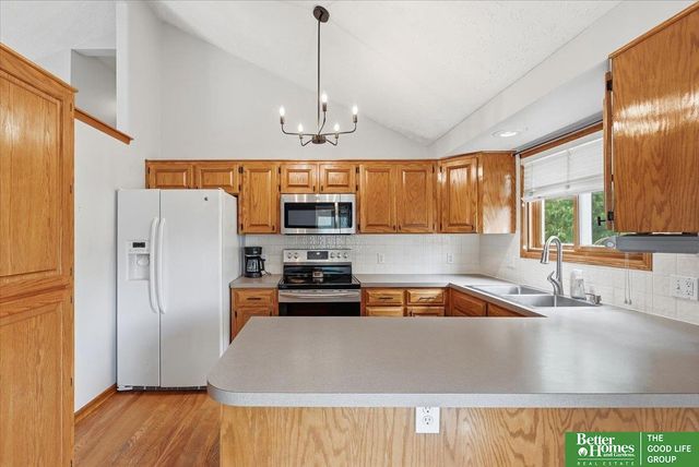 14767 Boyd Street, Omaha, NE 68116