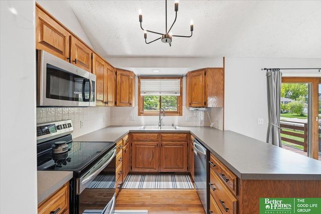 14767 Boyd Street, Omaha, NE 68116