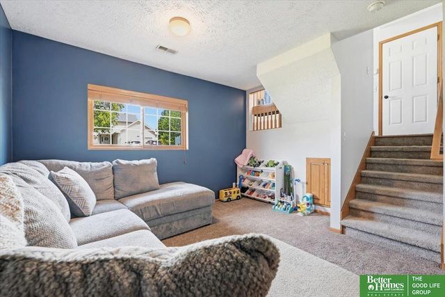 14767 Boyd Street, Omaha, NE 68116