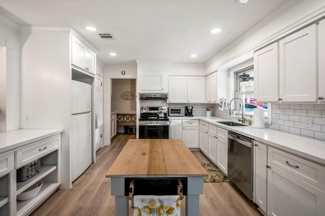 15347 Conroe Drive, Conroe, TX 77384